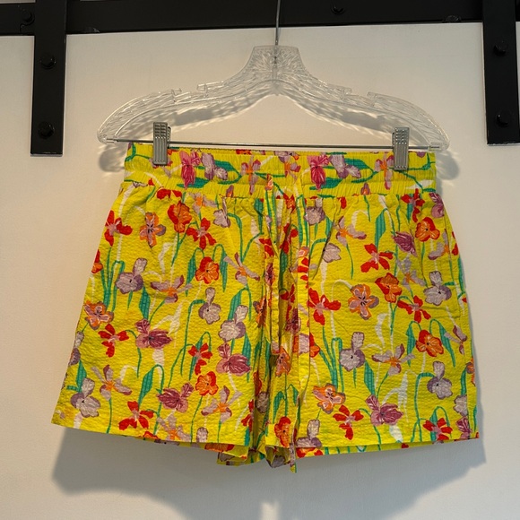 Shorts Set - Picture 2 of 4